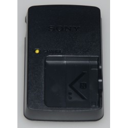 SONY 1-487-523-21 BATTERY CHARGER BC-CSN (4.2V, 0.25A) - NEW