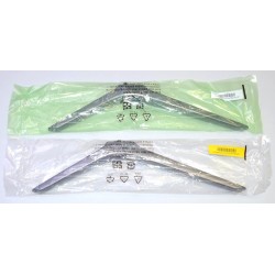 HISENSE X20T8455 STAND/LEGS 70R6209